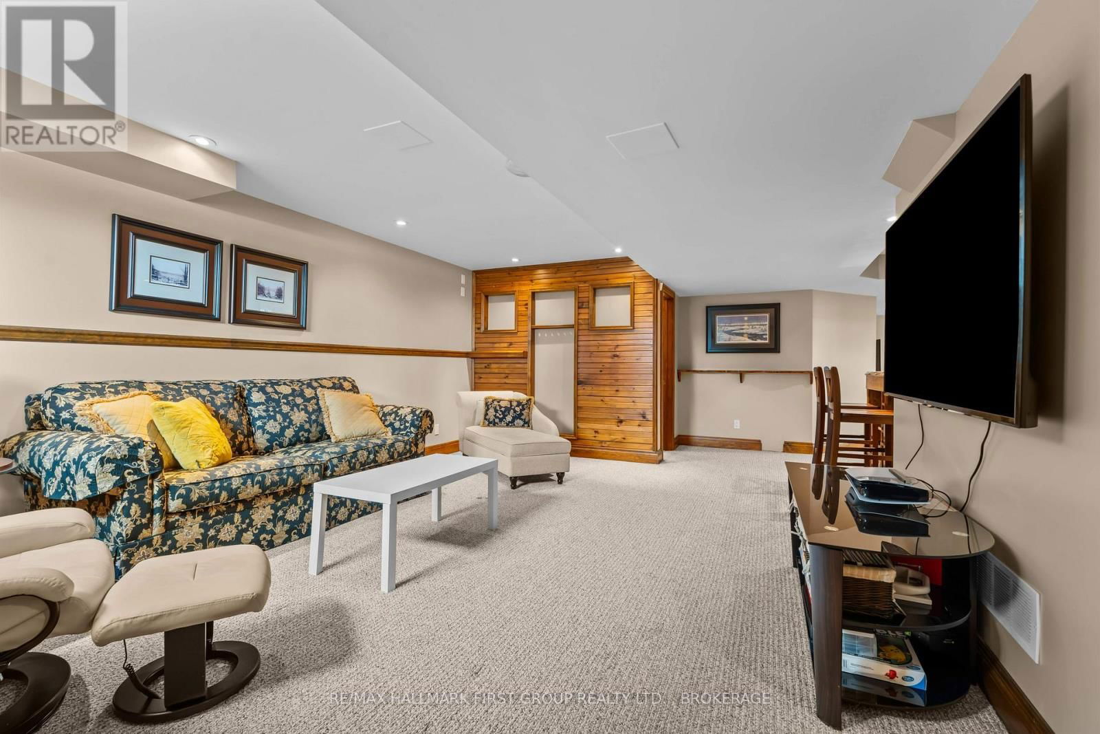 530 NORA COURT Image 34