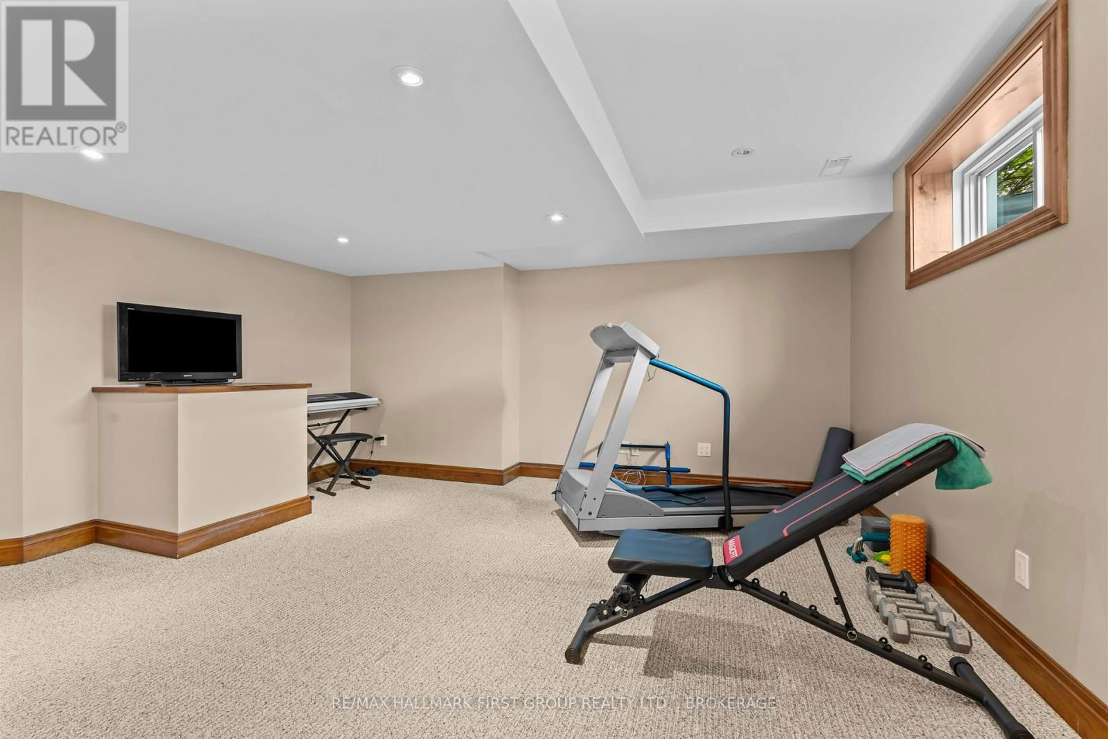 530 NORA COURT Image 37