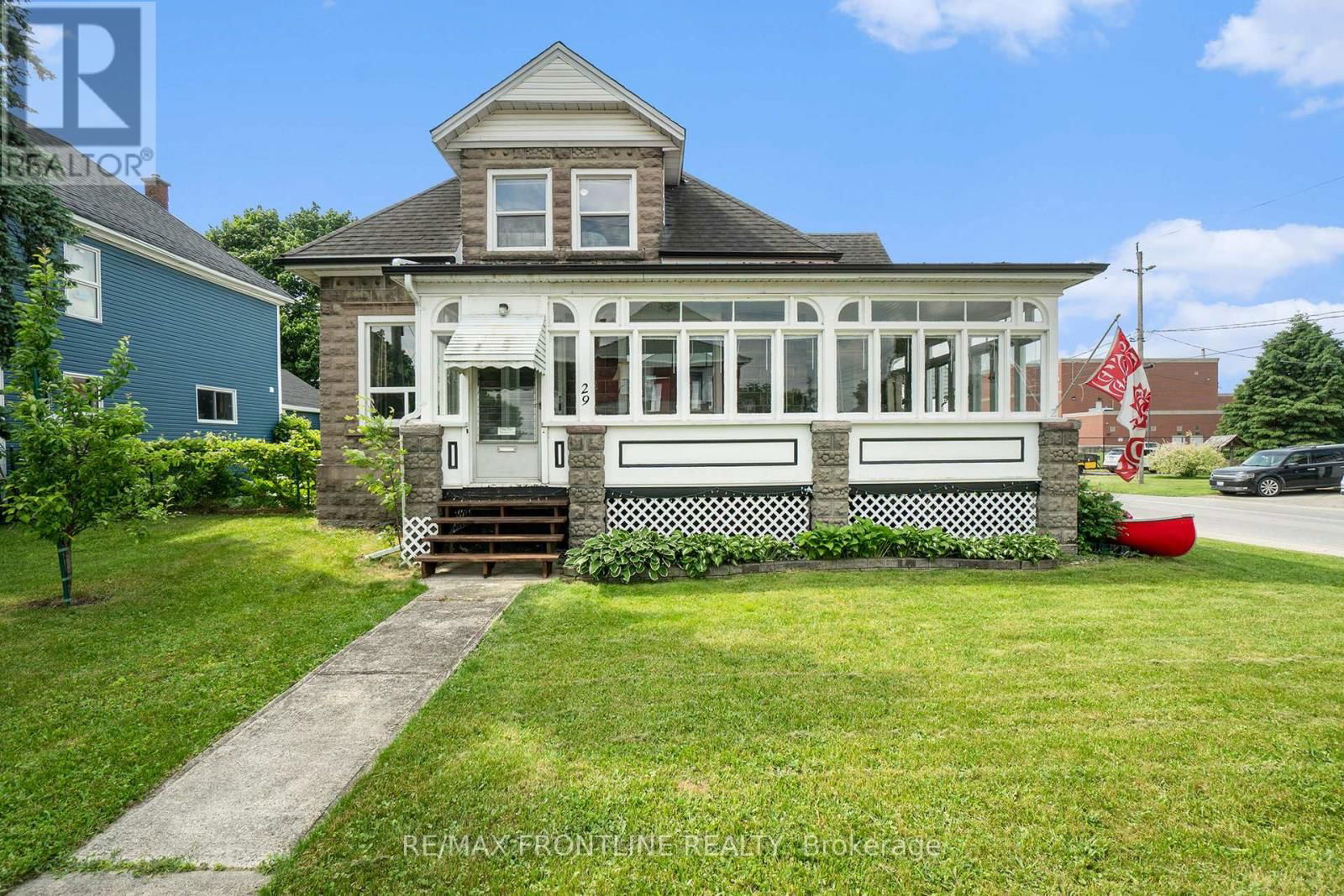 29 STRATHCONA STREET Image 1