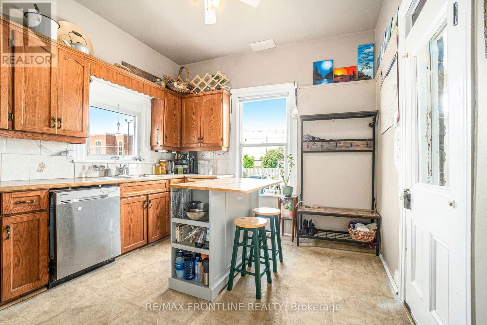 29 STRATHCONA STREET Image 10