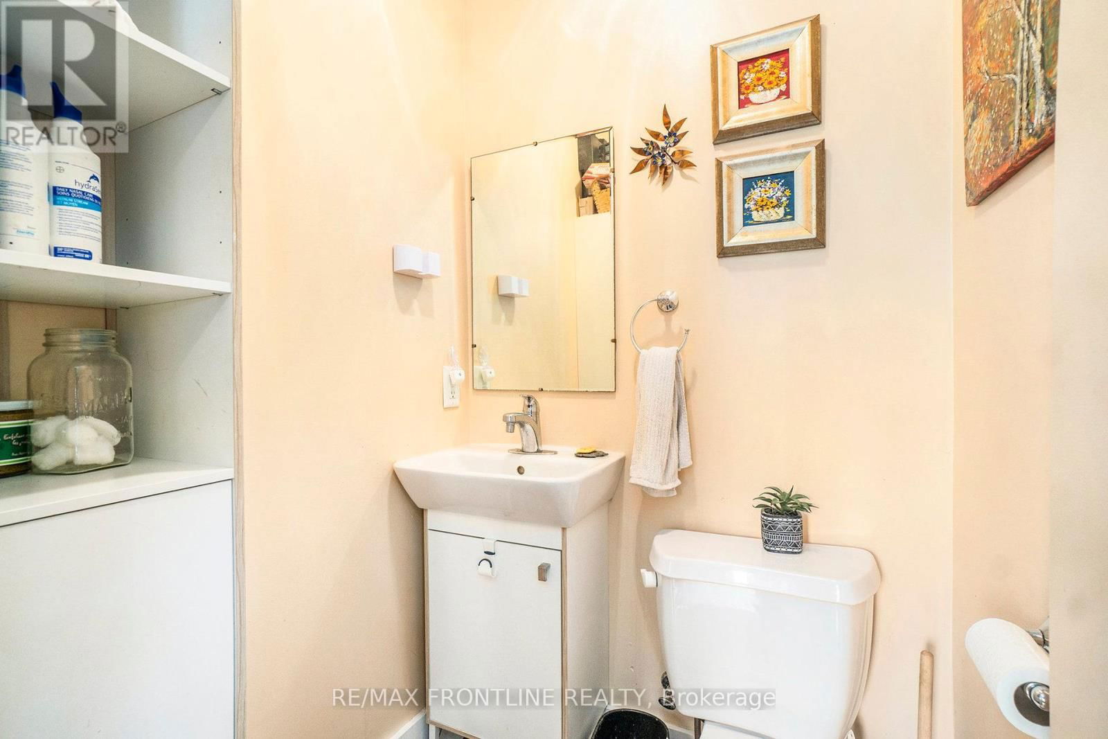 29 STRATHCONA STREET Image 16