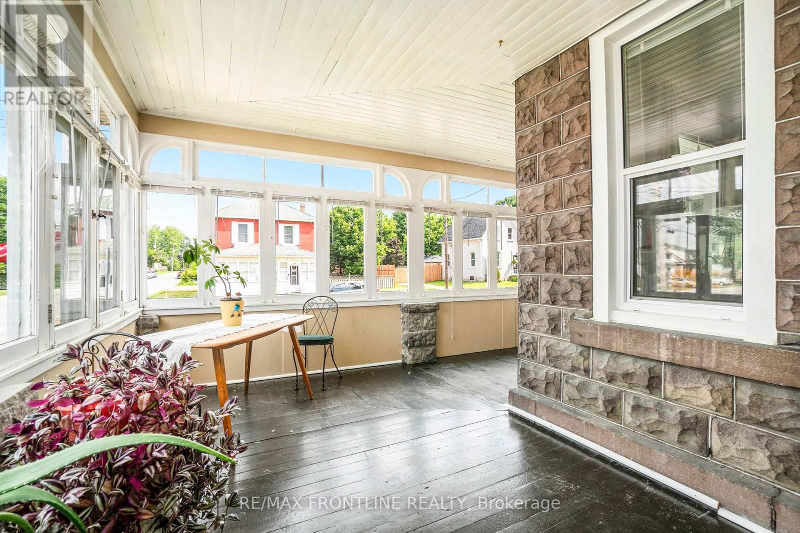 29 STRATHCONA STREET Image 4