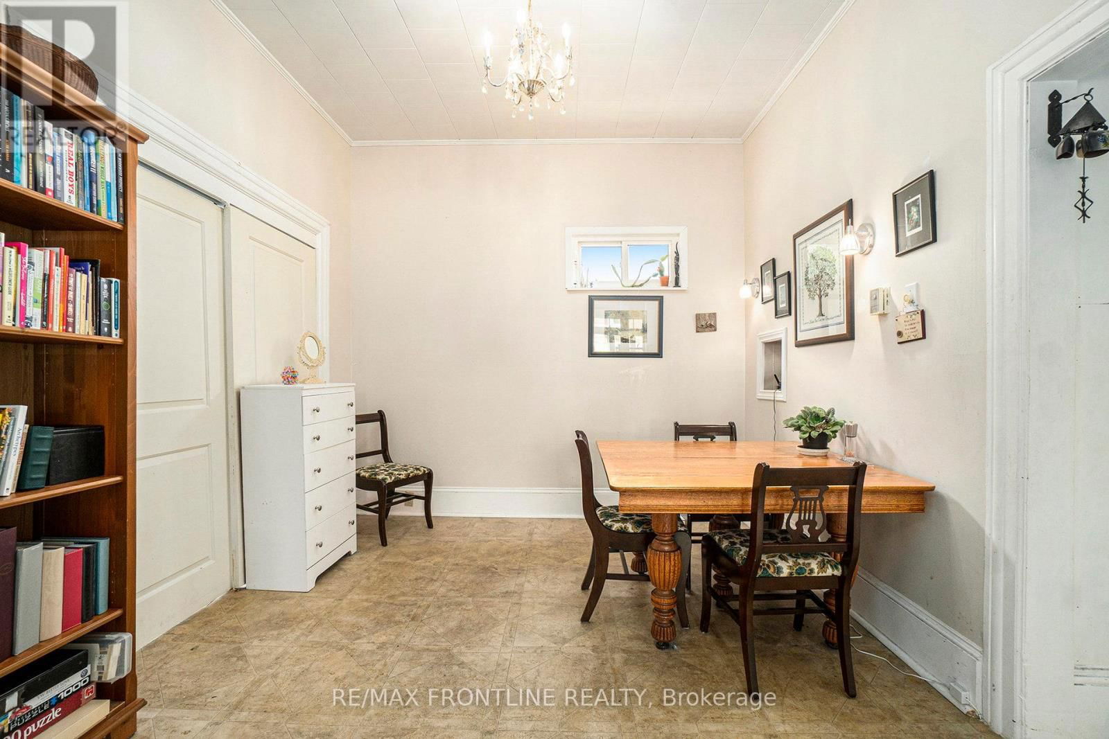 29 STRATHCONA STREET Image 9