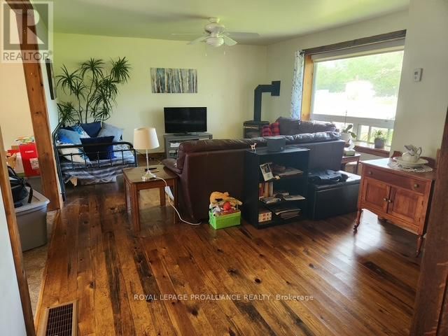 22208 LOYALIST PARKWAY Image 14