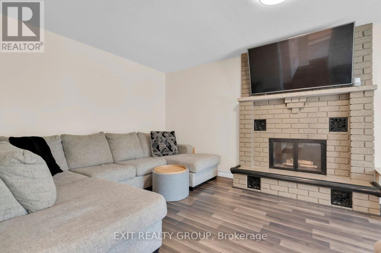 33 DUNGANNON DRIVE Image 13