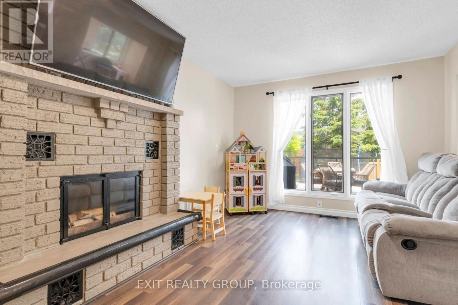 33 DUNGANNON DRIVE Image 14