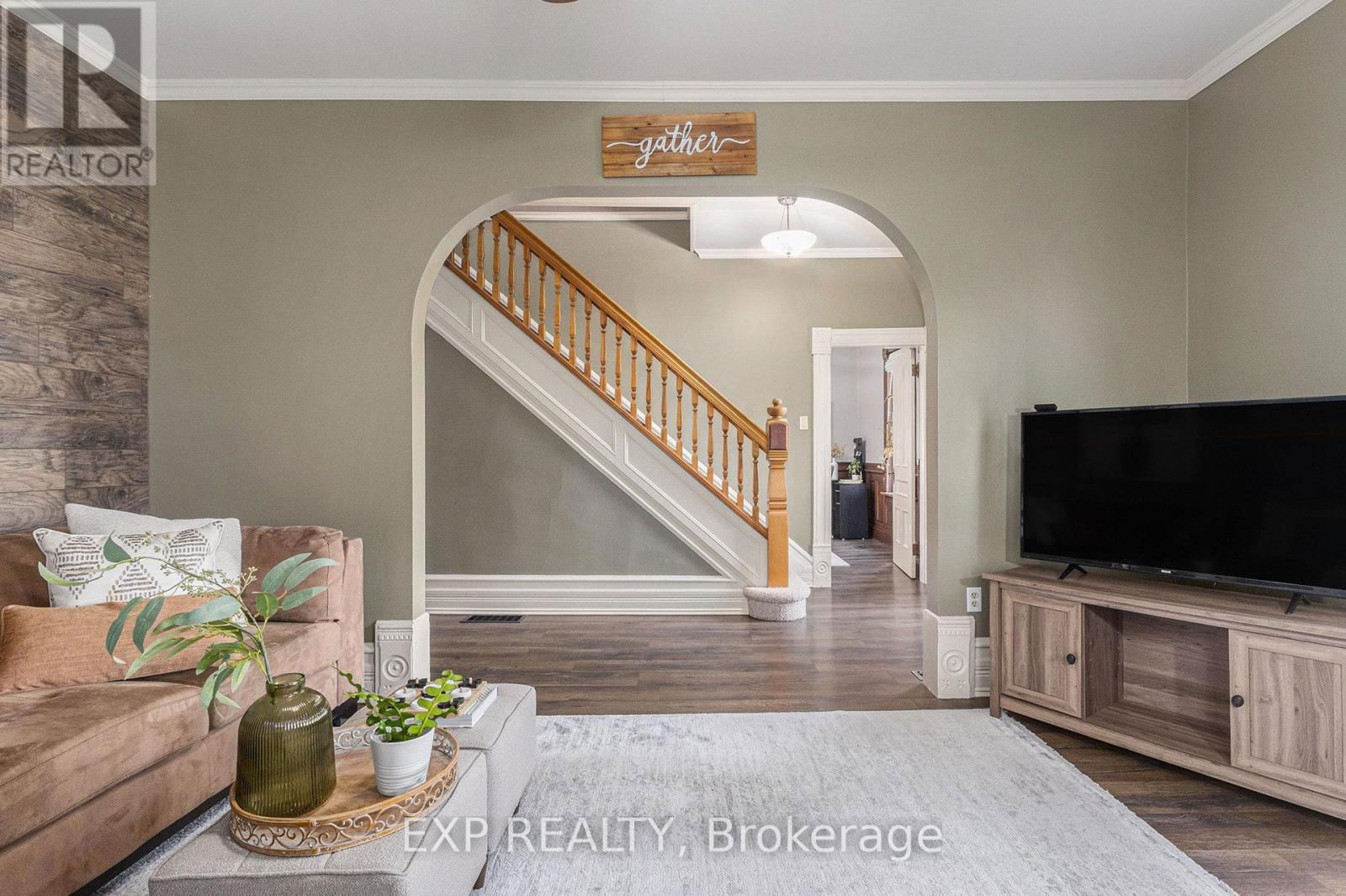 12689 MAPLE RIDGE ROAD Image 10