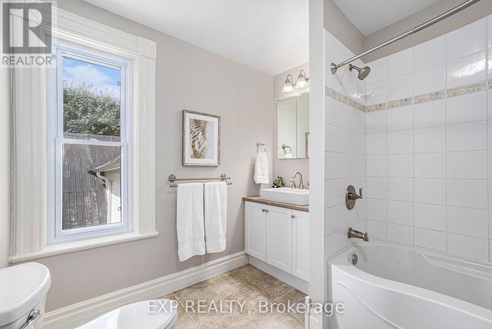 12689 MAPLE RIDGE ROAD Image 29