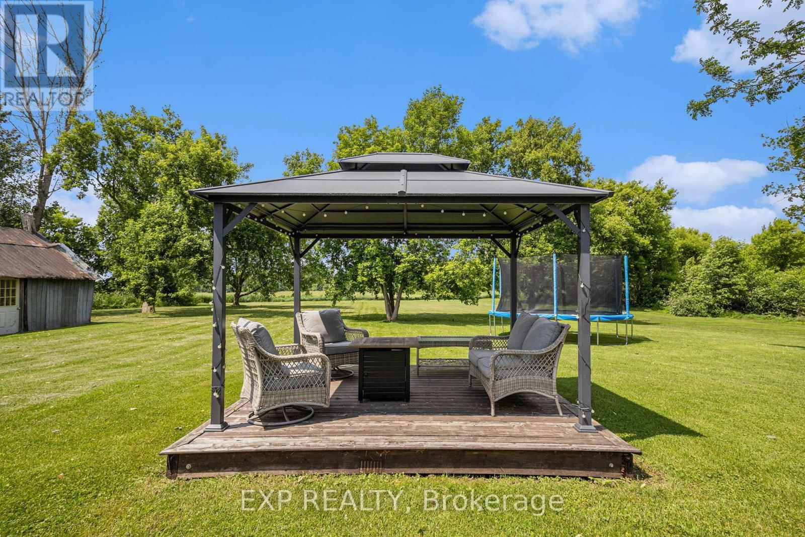 12689 MAPLE RIDGE ROAD Image 36