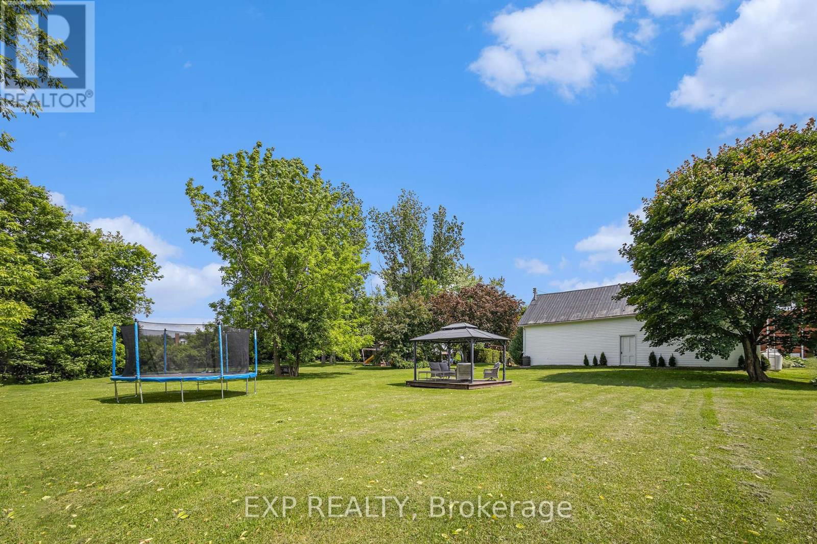 12689 MAPLE RIDGE ROAD Image 37