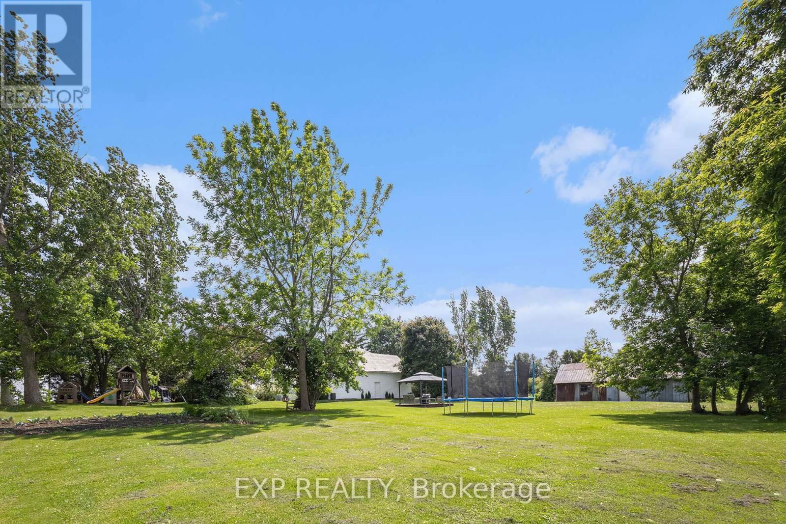 12689 MAPLE RIDGE ROAD Image 39