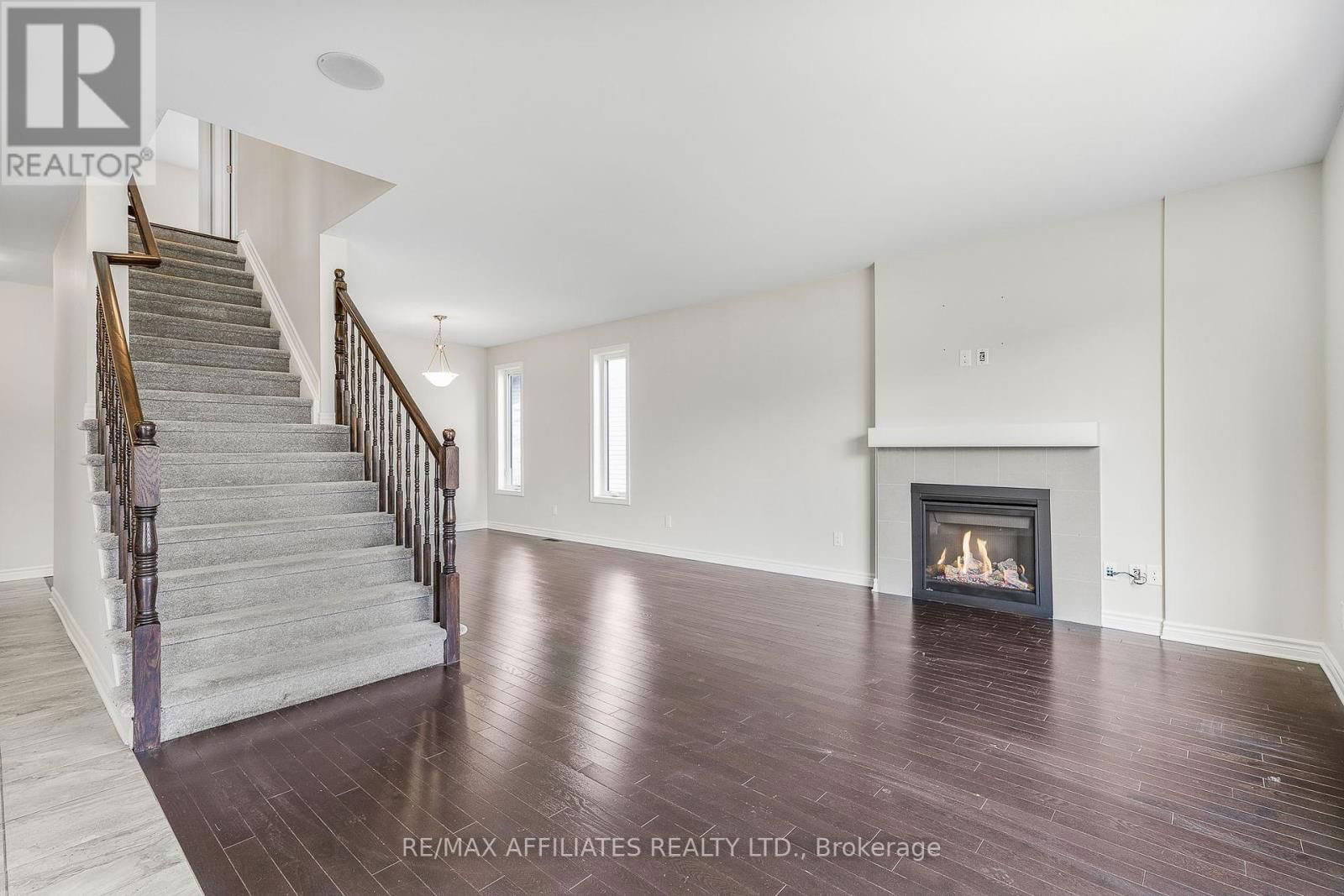 784 NAMUR STREET Image 10