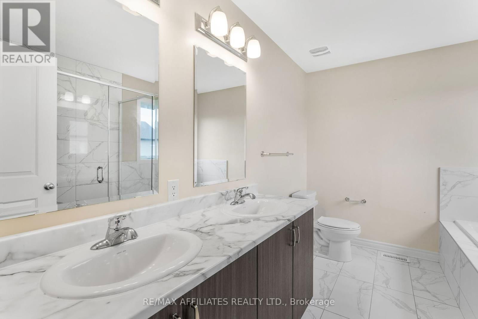 784 NAMUR STREET Image 22