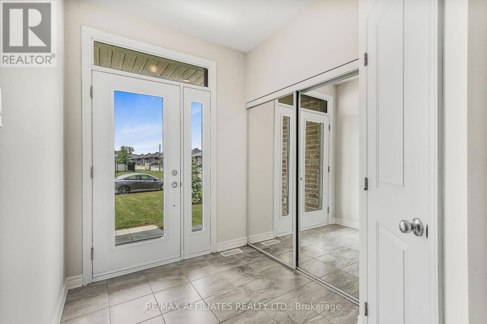 784 NAMUR STREET Image 3