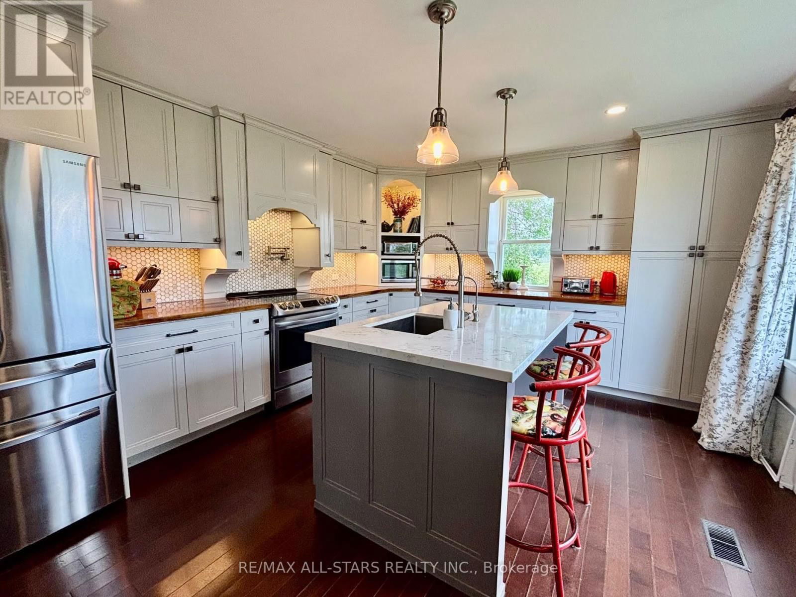 777 CAMBRAY ROAD Image 10