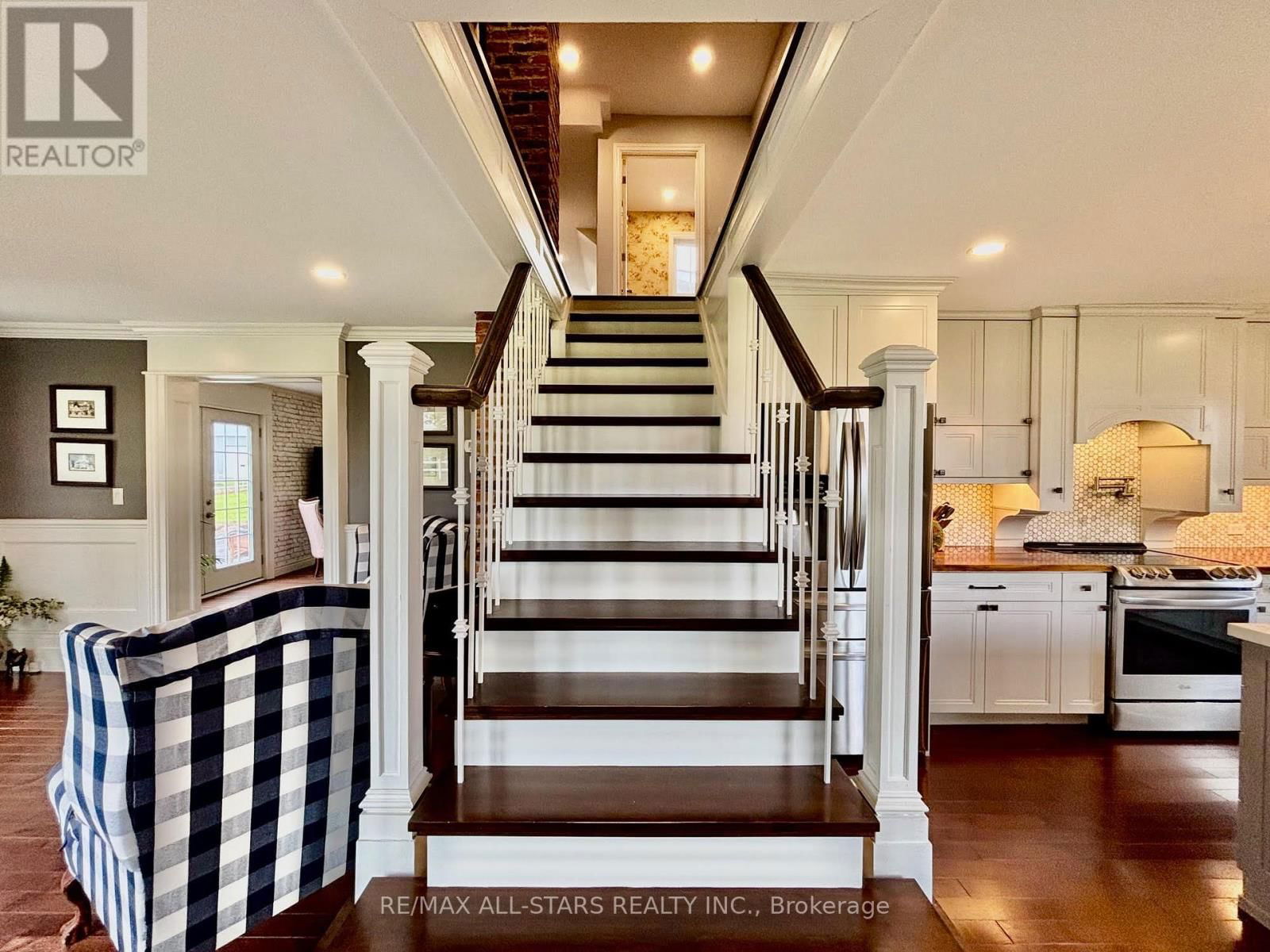 777 CAMBRAY ROAD Image 14