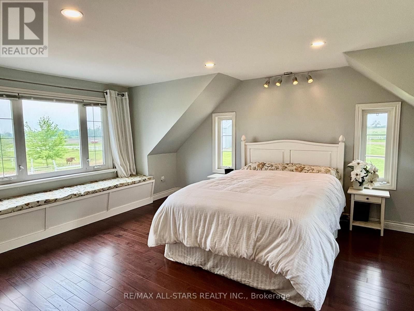 777 CAMBRAY ROAD Image 16