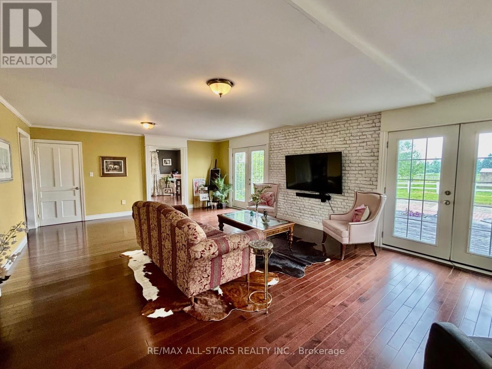 777 CAMBRAY ROAD Image 7