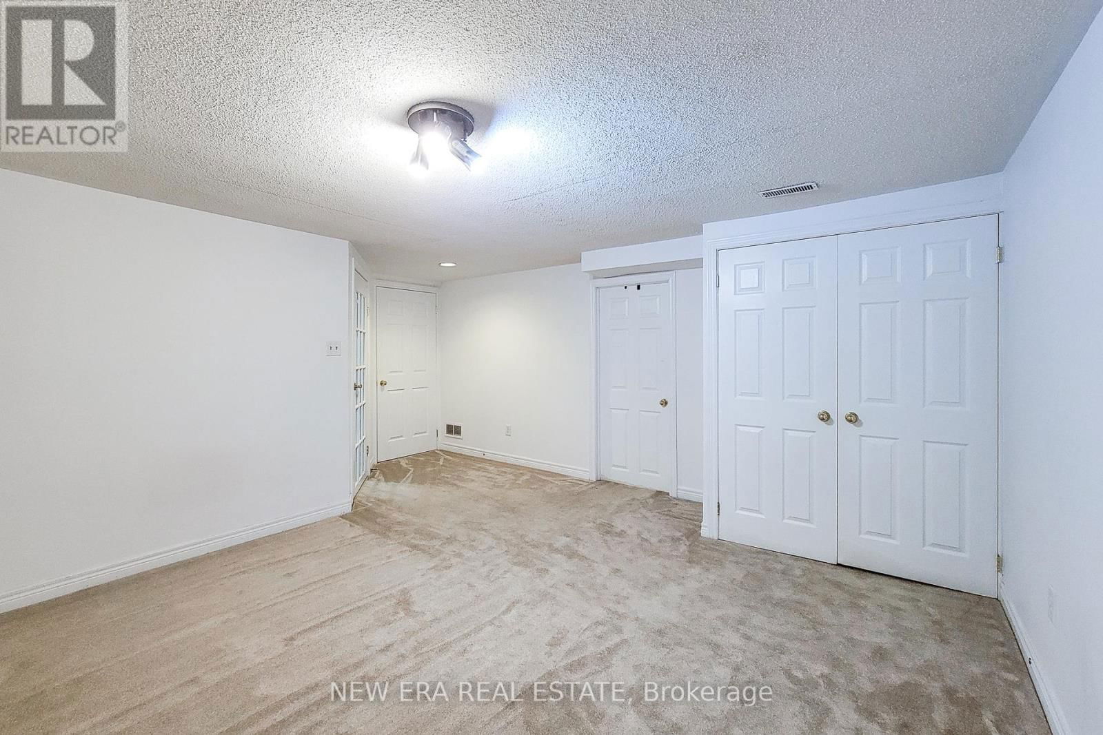 131 ERINDALE AVENUE Image 28