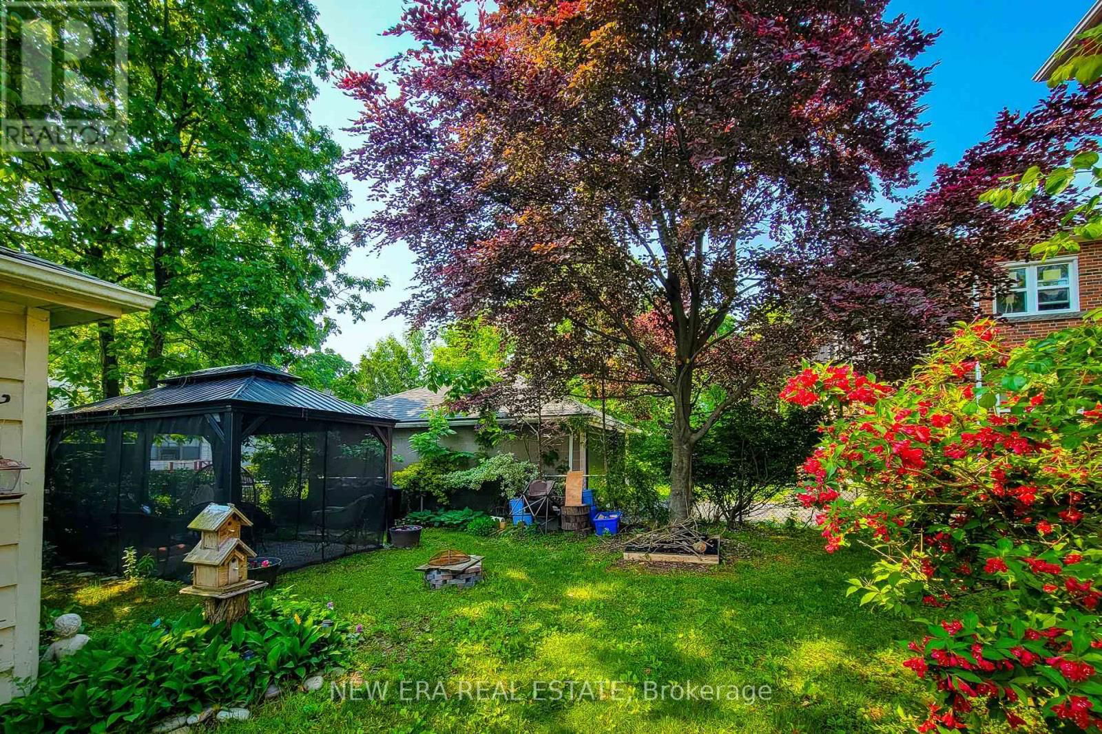 131 ERINDALE AVENUE Image 7