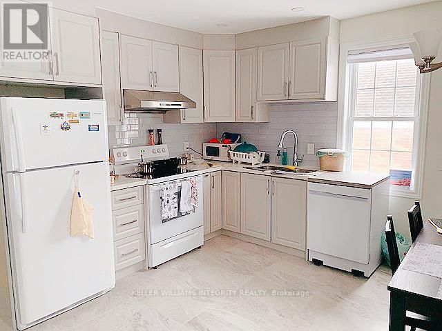 Unit A - 58 LEBRETON STREET NORTH Image 6