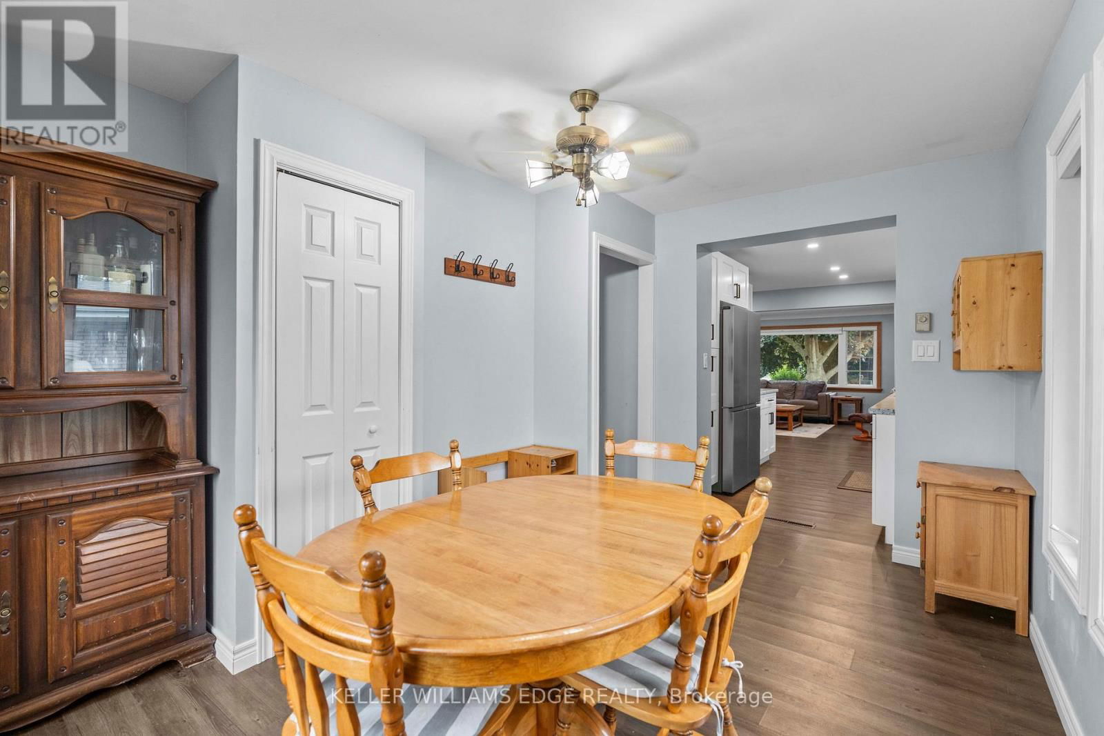 2 WEST 22ND STREET Image 15