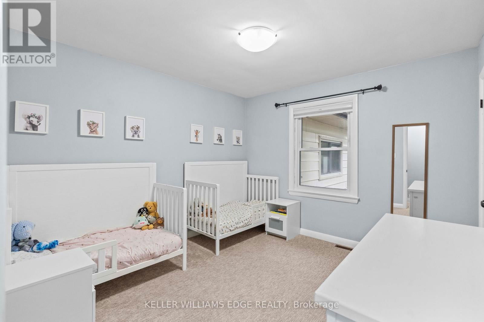 2 WEST 22ND STREET Image 21