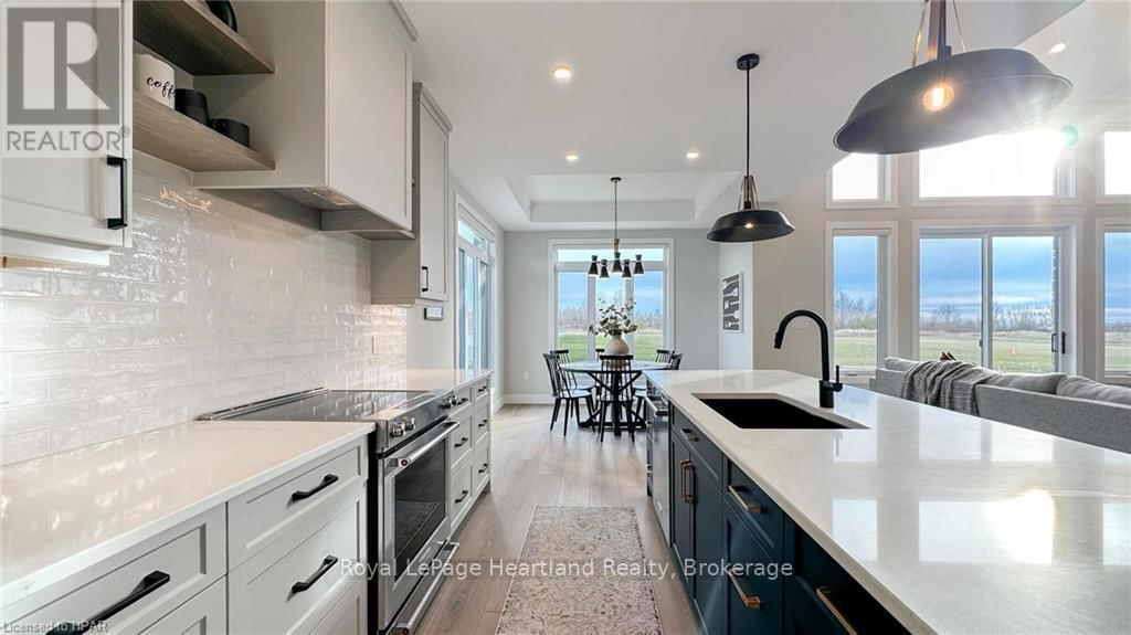 171 KINGFISHER LANE Image 10