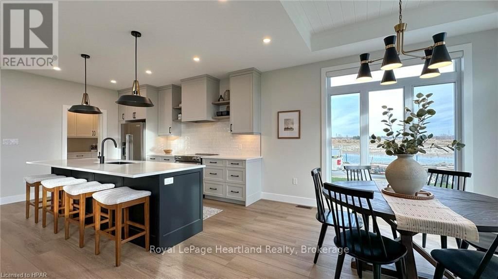 171 KINGFISHER LANE Image 11