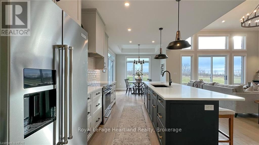 171 KINGFISHER LANE Image 12