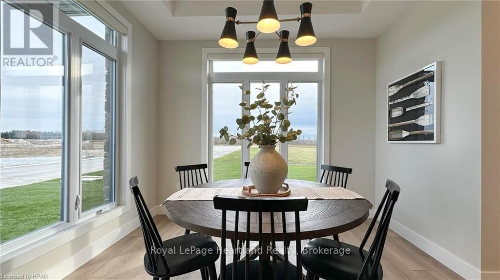 171 KINGFISHER LANE Image 18
