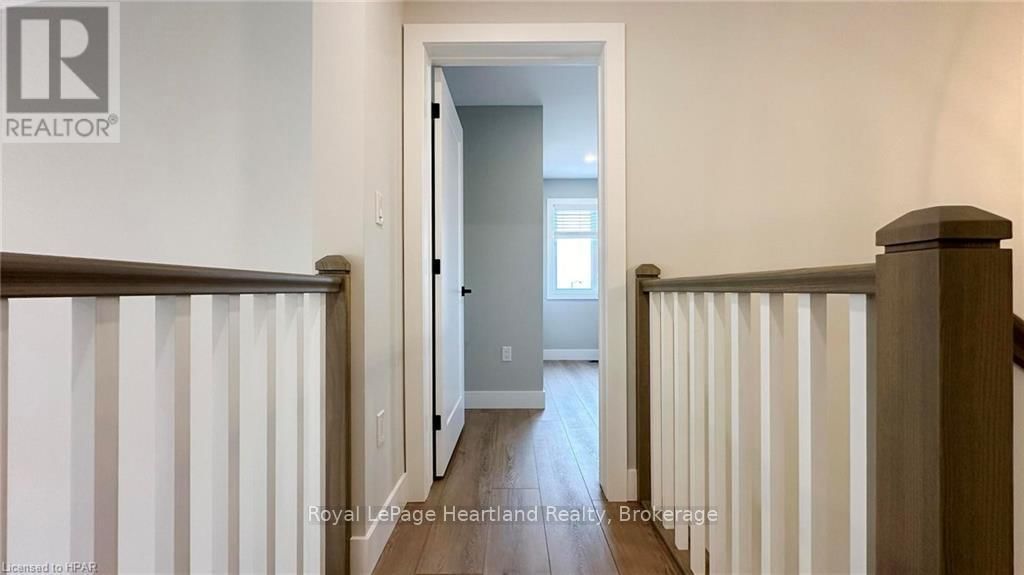 171 KINGFISHER LANE Image 29