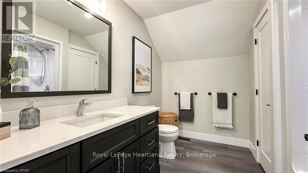 171 KINGFISHER LANE Image 35