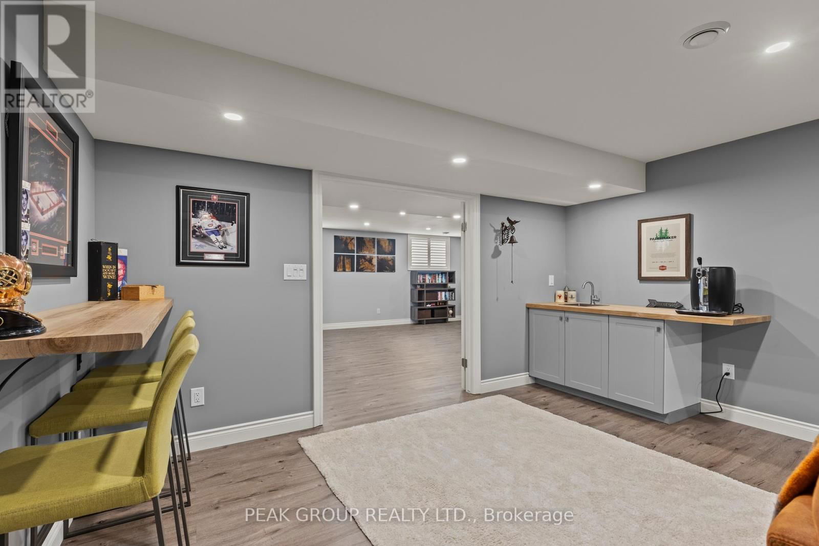52 DERBYSHIRE DRIVE Image 27
