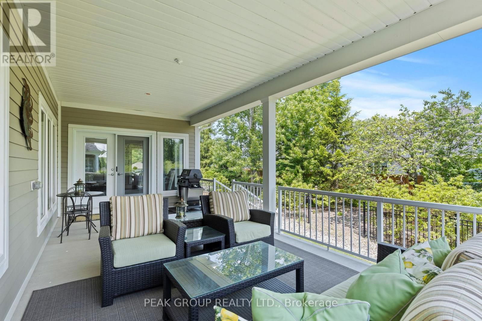 52 DERBYSHIRE DRIVE Image 33