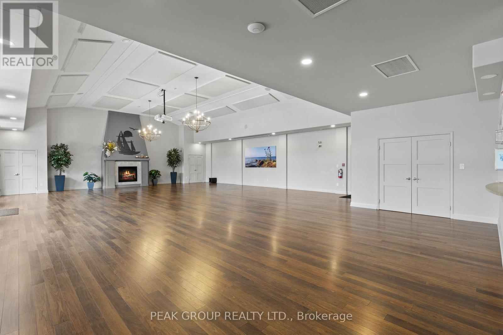 52 DERBYSHIRE DRIVE Image 47