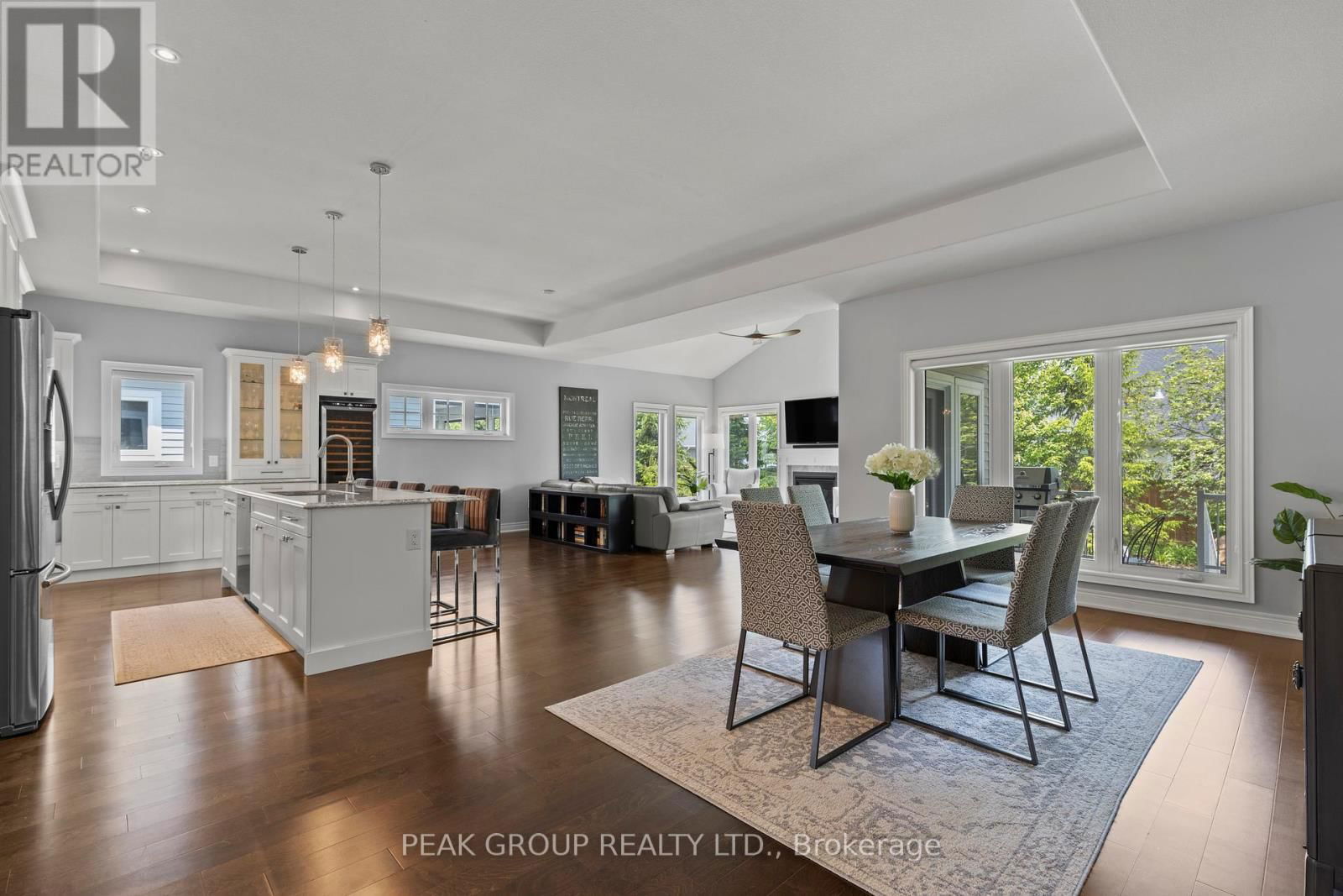 52 DERBYSHIRE DRIVE Image 9