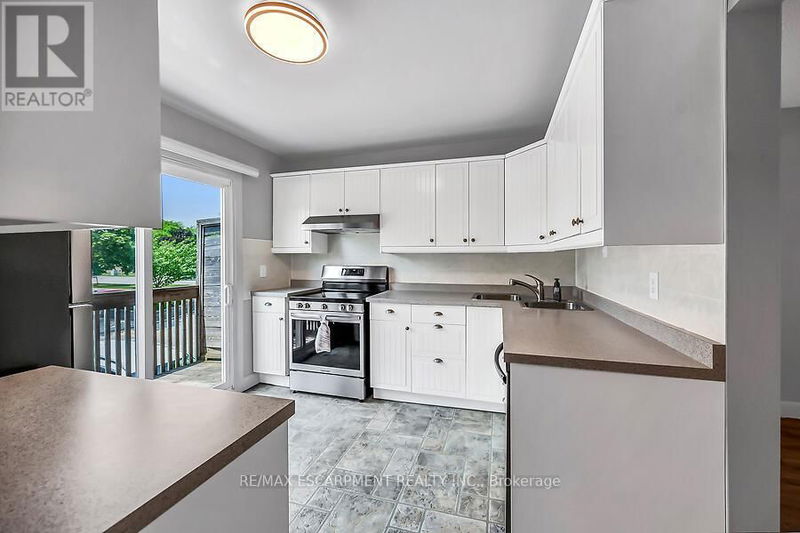 Tertiary Property View