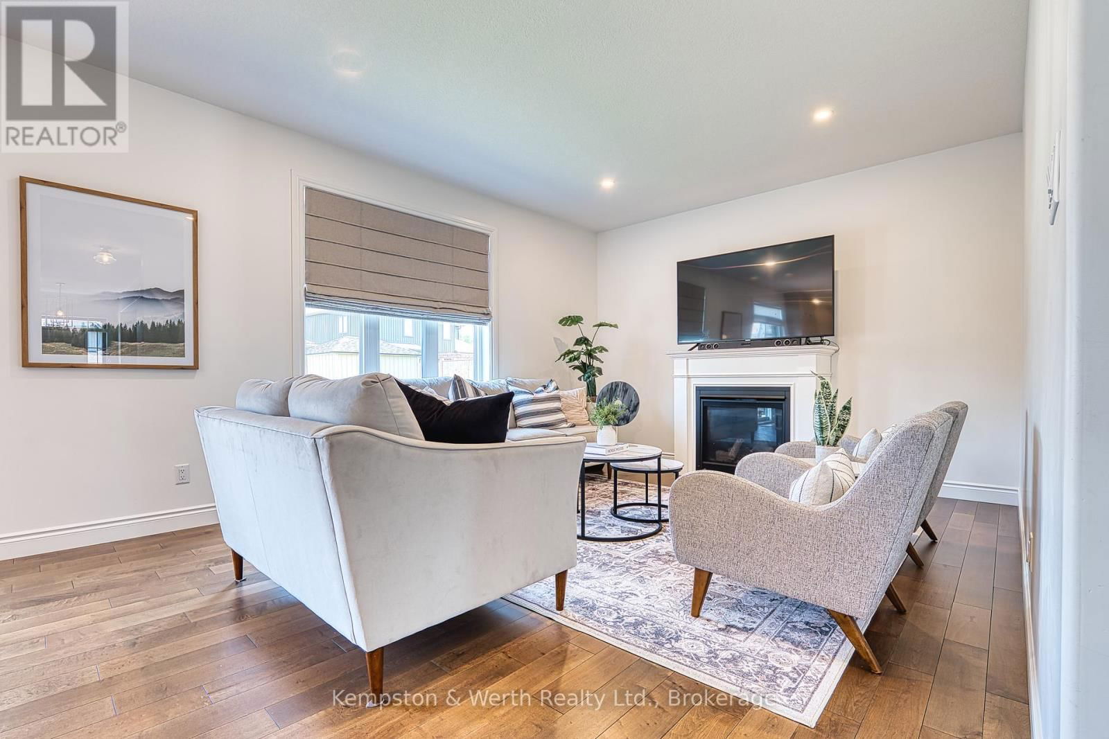 71 FORBES CRESCENT Image 12