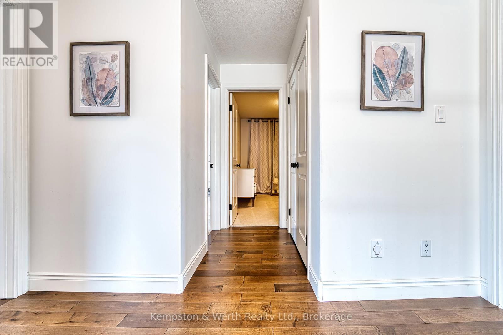 71 FORBES CRESCENT Image 22