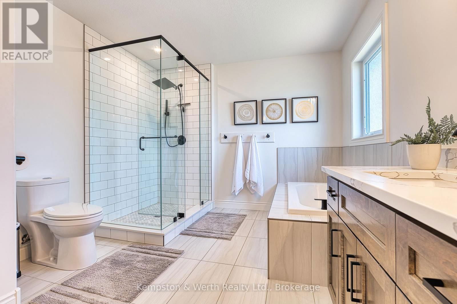 71 FORBES CRESCENT Image 33