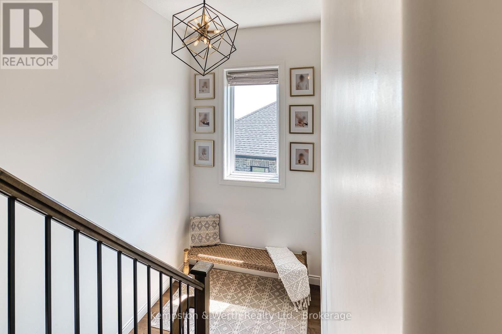 71 FORBES CRESCENT Image 37