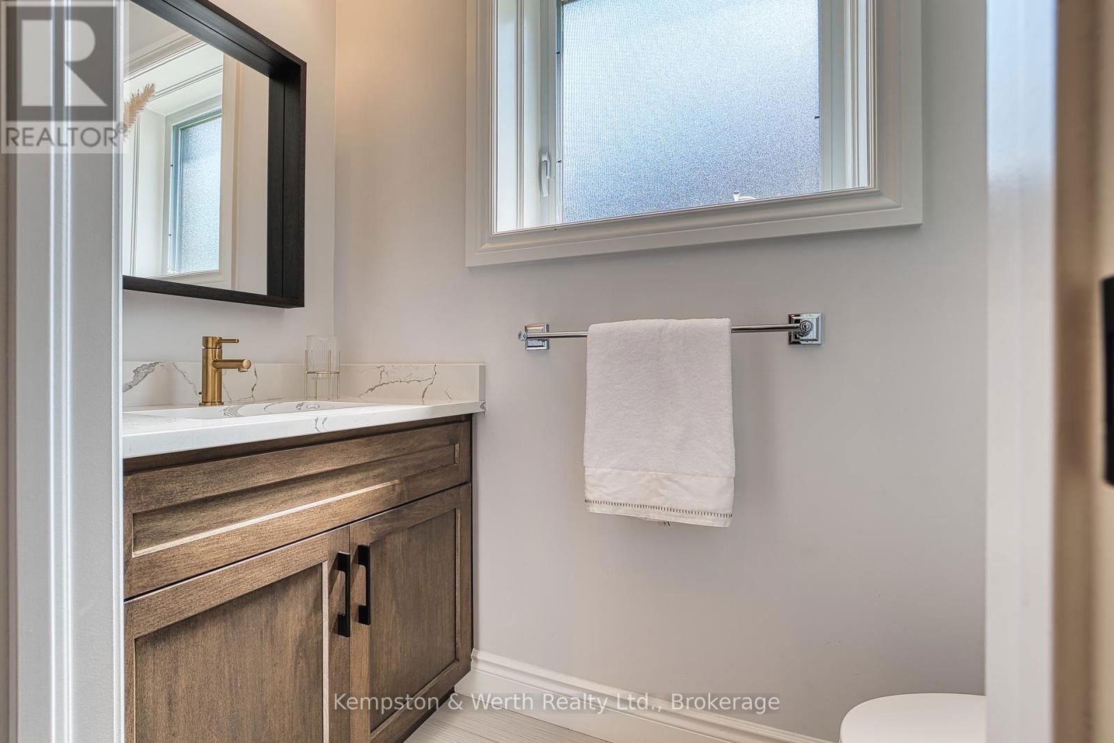 71 FORBES CRESCENT Image 38