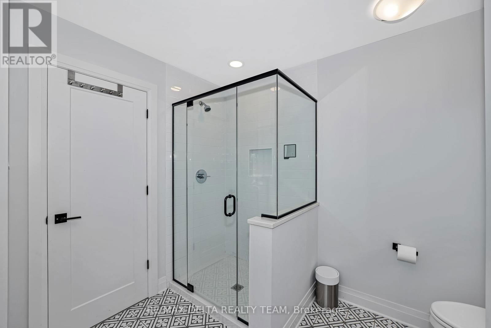 128 CREVASSE ROAD Image 18