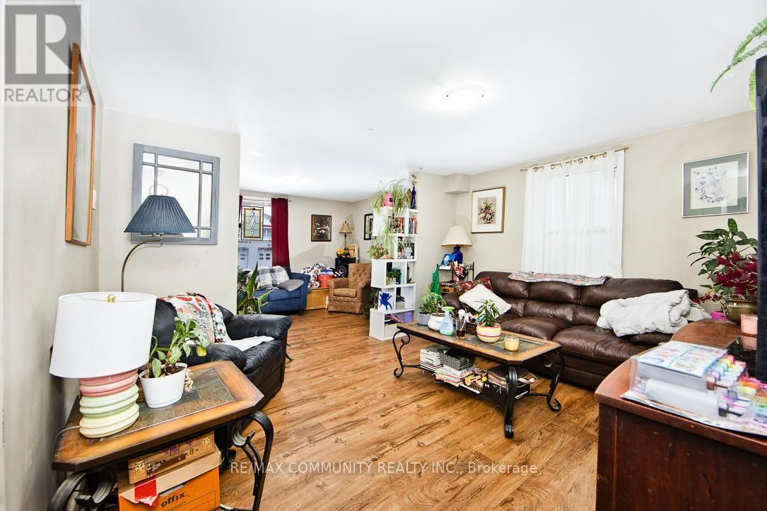81-83 MOIRA STREET WEST Image 21