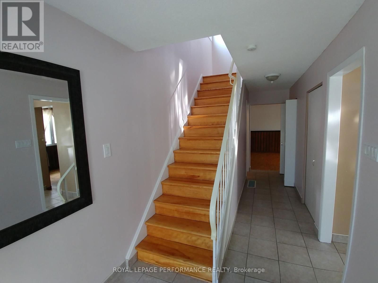 63 - 2063 JASMINE CRESCENT Image 3