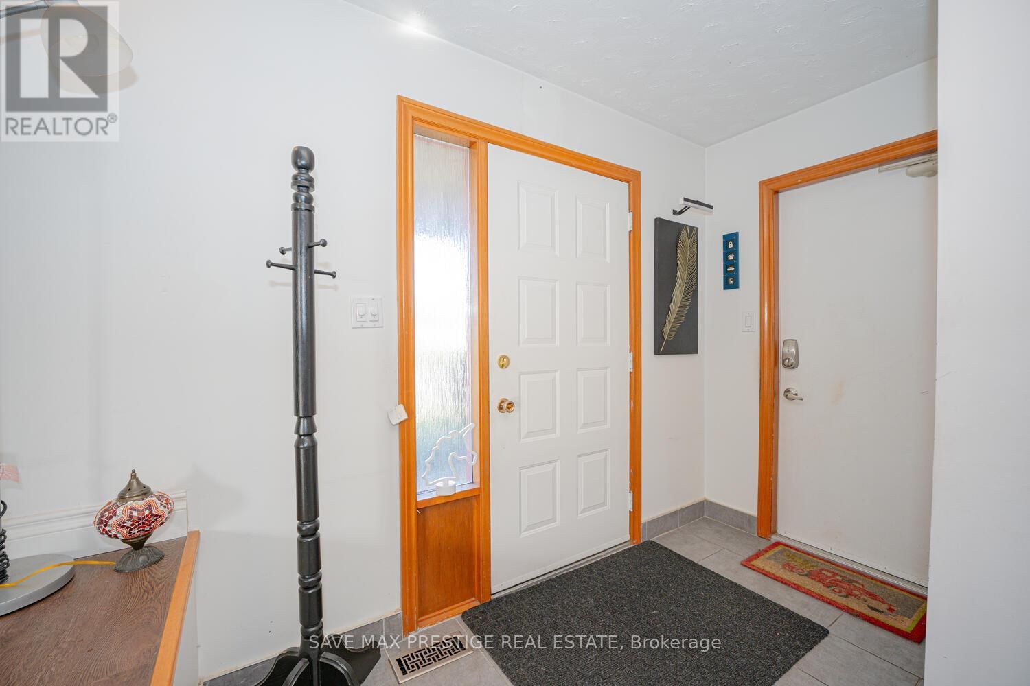 84 WIMBLETON CRESCENT Image 5