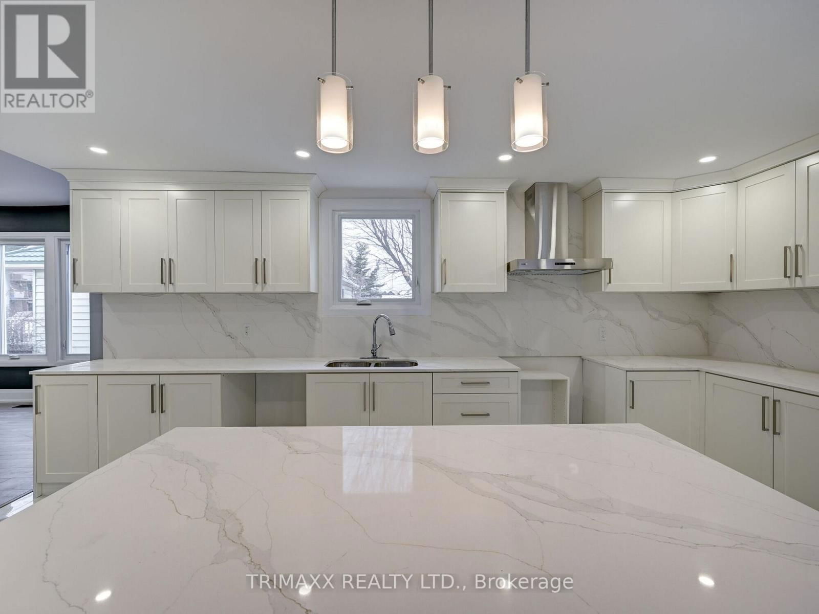 78 LIVINGSTON AVENUE Image 17