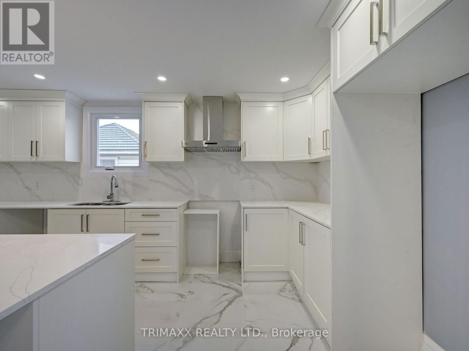 78 LIVINGSTON AVENUE Image 18