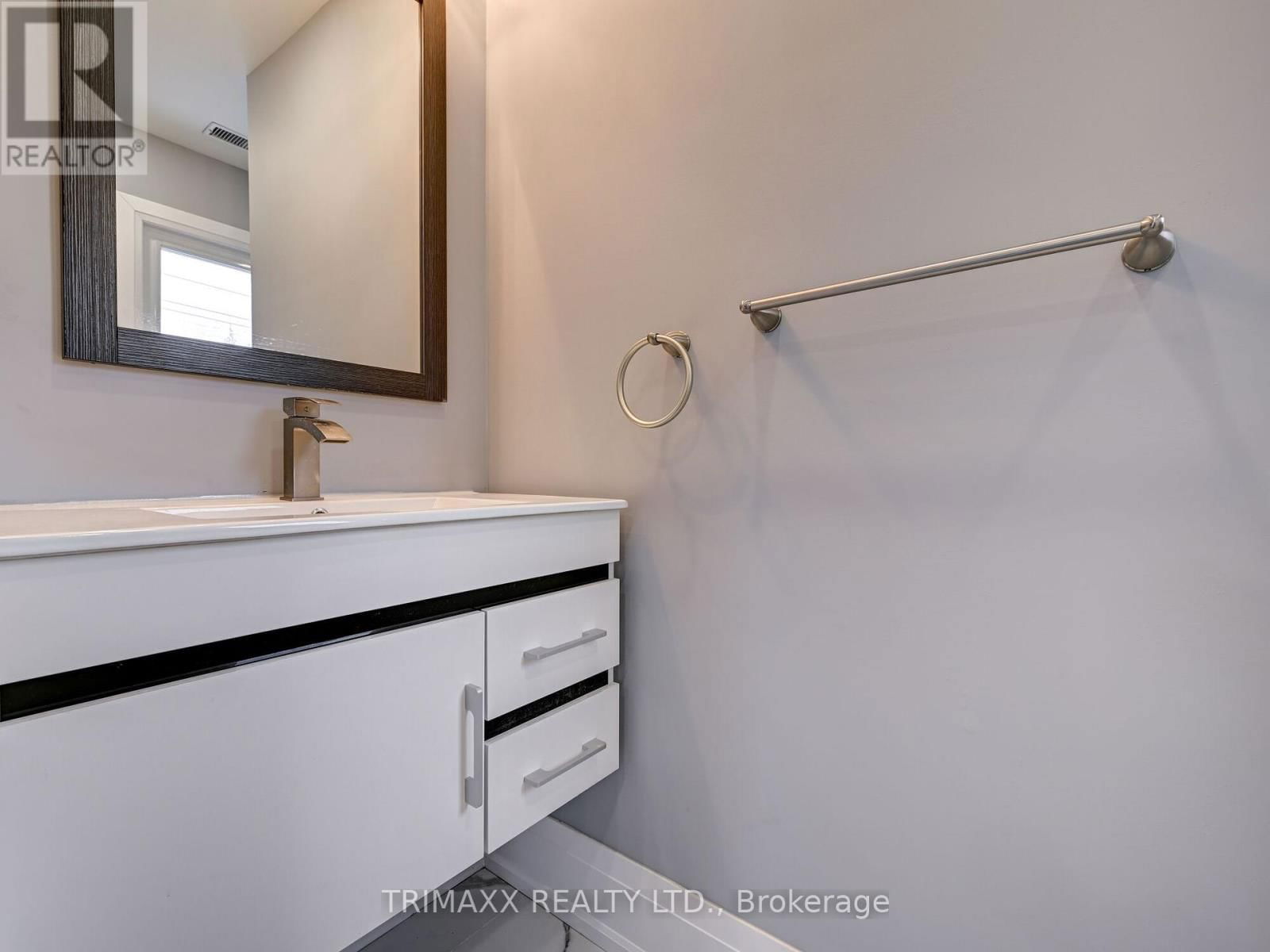 78 LIVINGSTON AVENUE Image 35